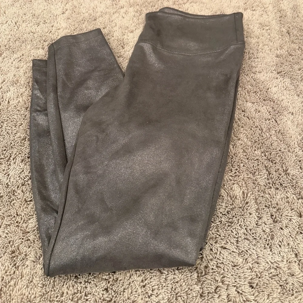 14 Whbm White House Black Market Metallic shimmer bronze runway leggings